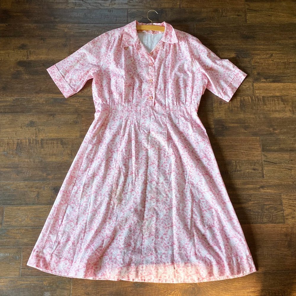 Vintage 1970s Pink Floral Midi Shirt Collar House Dress with Matching Belt